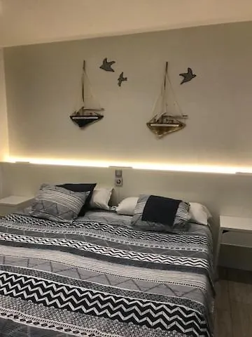 Apartamentos Sol Mar Los Cristianos  España
