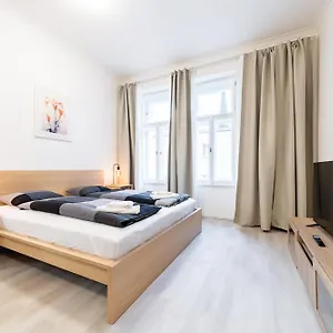 https://apartments-borivojova-63.praguehotelsweb.com