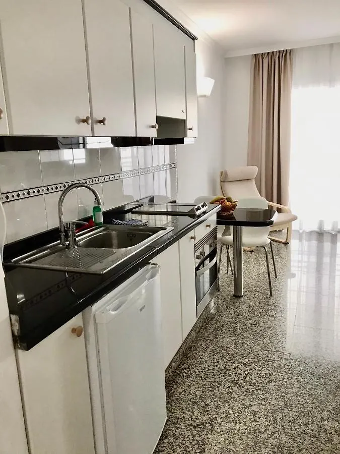 Apartamentos Sol Mar Los Cristianos  Apartment
